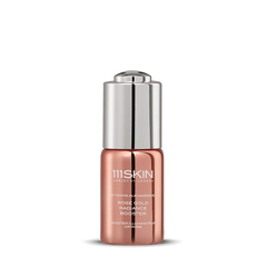 Rose Gold Radiance Booster 20 ml
Озаряващ бустер Rose Gold 20 ml
Блясък-подсилващ серум с хиалуронова киселина
витамин C
ниацинамид
Всеки тип кожа, блясък и сияние
111SKIN