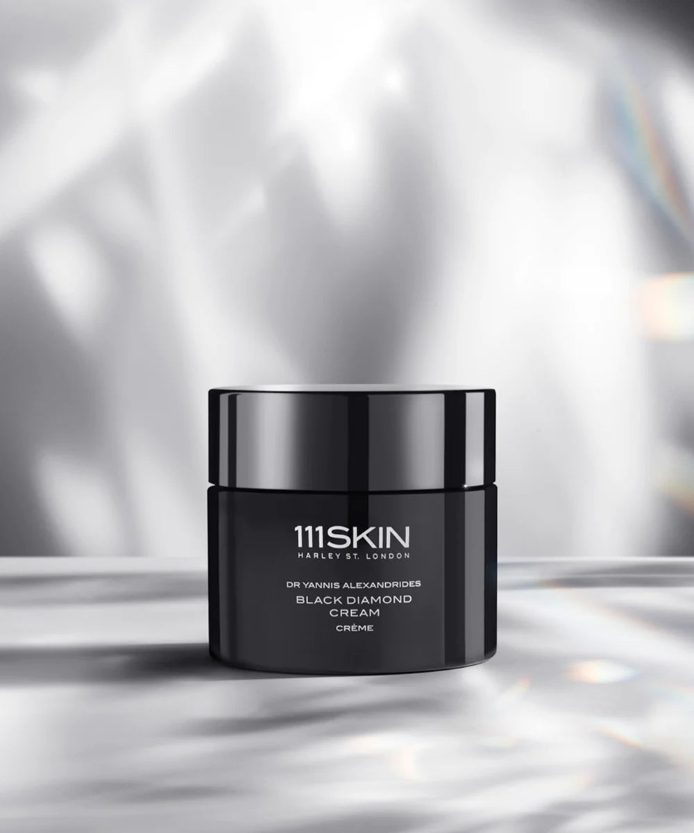 Black Diamond Cream 50 ml
Луксозен Black Diamond Cream 
анти-ейдж крем 
NAC Y2 комплекс 
черен диамант
Зряла кожа,
грижа против стареене
111SKIN
