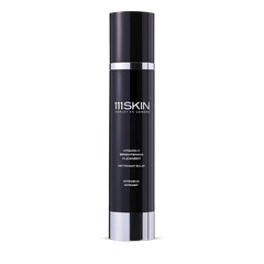 Black Diamond Vitamin C Brightening Cleanser 120 ml
Почистващ продукт Black Diamond Vitamin C 120 ml
Почистващ продукт с чист витамин C за изравняване на матов и неравномерен тен
Всеки тип кожа 
111SKIN