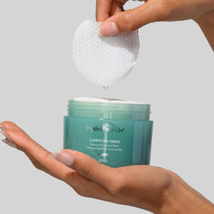 CLARIFYING TONER PADS
Предварително напоени тонизиращи тампони за по-чиста и сияйна кожа
HydroPeptide
