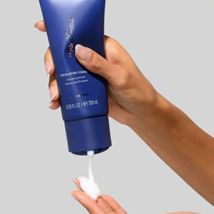 EXFOLIATING CLEANSER
Почистващ препарат с колаген-стимулиращи и бръчки-отпускащи пептиди
HydroPeptide