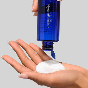 PRE-TREATMENT TONER
Антиидж тоник с пептиди и антиоксиданти за озаряване на кожата
HydroPeptide