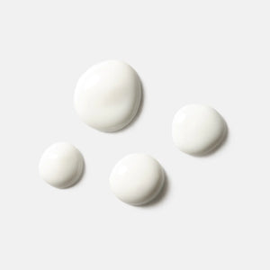 SOLAR DEW SPF 30
Луксозен лек слънцезащитен серум с SPF 30
за всички типове кожа
хидратиращ и придаващ сияен завършек
HydroPeptide
