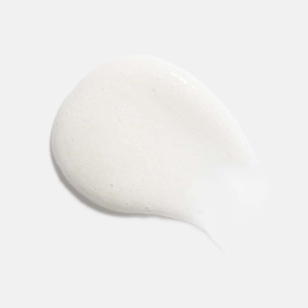 TRAVEL-SIZE FOAMING CREAM CLEANSER
Луксозен изсветляващ почистващ продукт за лице с транексамова киселина, ниацинамид, оризови аминокиселини и пептиди, който нежно ексфолира, хидратира и подобрява неравномерния тен.
HYDROPEPTIDE